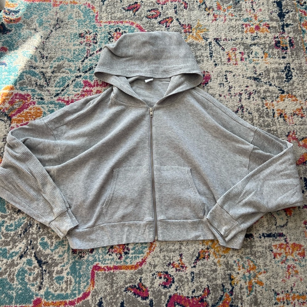 Aritzia tna waffle cropped hoodie
